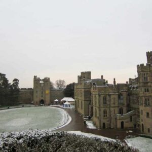 AGA TRAVEL IS PART OF THE BAREFOOTPLUS Boxing Day: Warwick Castle, Stratford upon Avon & Oxford with Lunch