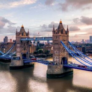 AGA TRAVEL IS PART OF THE BAREFOOTPLUS Great Britain by Rail - 16 Days