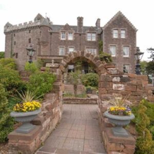 AGA TRAVEL IS PART OF THE BAREFOOTPLUS Britain’s Highlights - 9 days