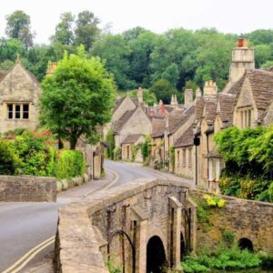AGA TRAVEL IS PART OF THE BAREFOOTPLUS Britain’s Highlights - 9 days