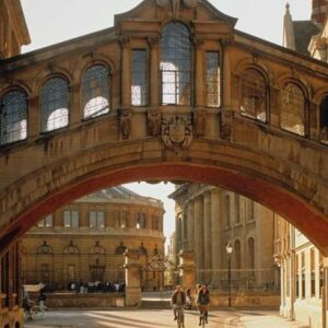 AGA TRAVEL IS PART OF THE BAREFOOTPLUS Explore England - 10 Days